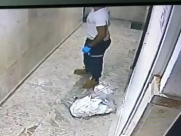  يافا: طرد موظف من نجمة داوود الحمراء بعد توثيقه بالبصق على ايقونات دينية مسيحية 